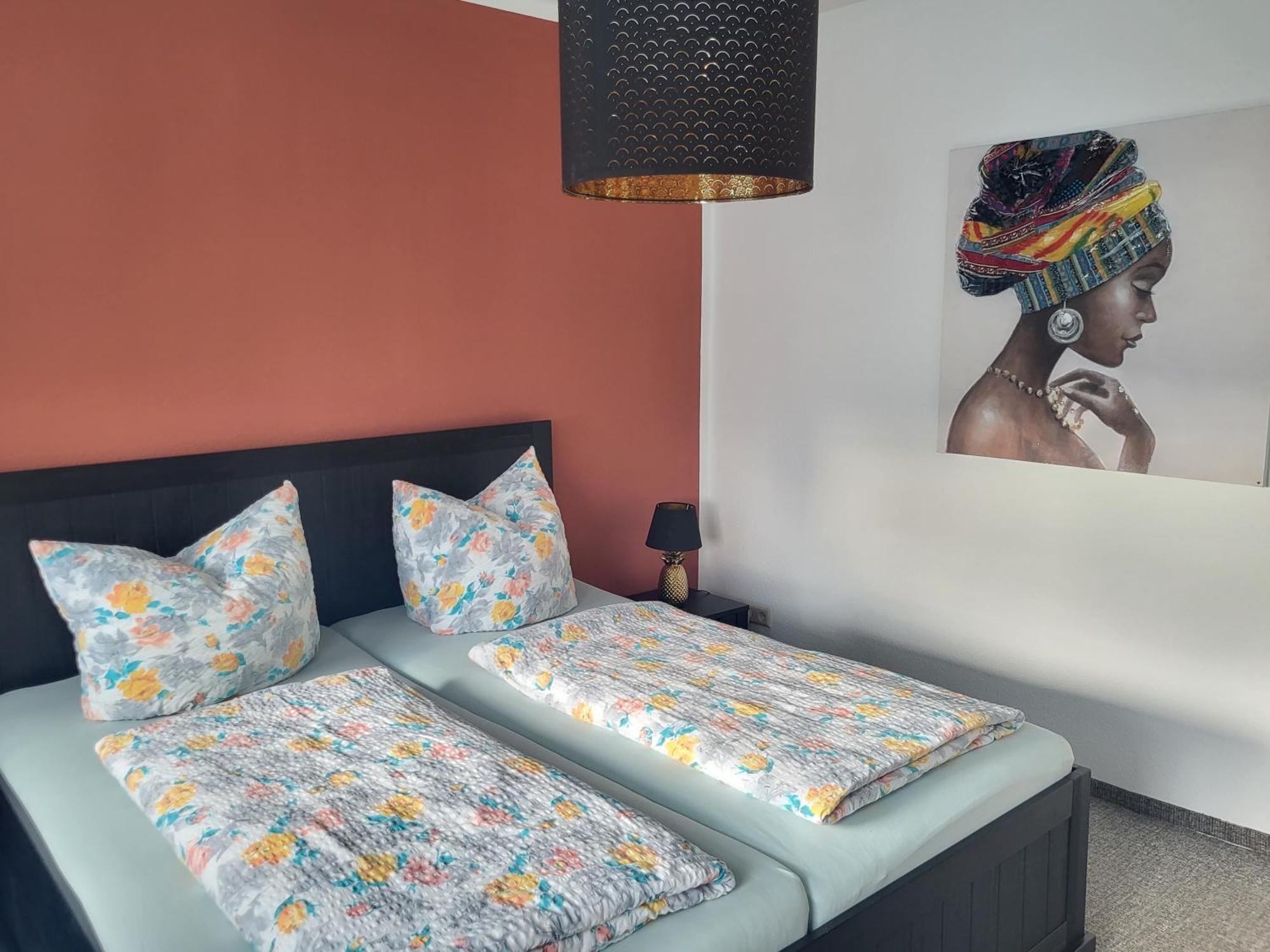 Apartment - Gaestewohnung - Unterkunft Monteure Chemnitz Zewnętrze zdjęcie