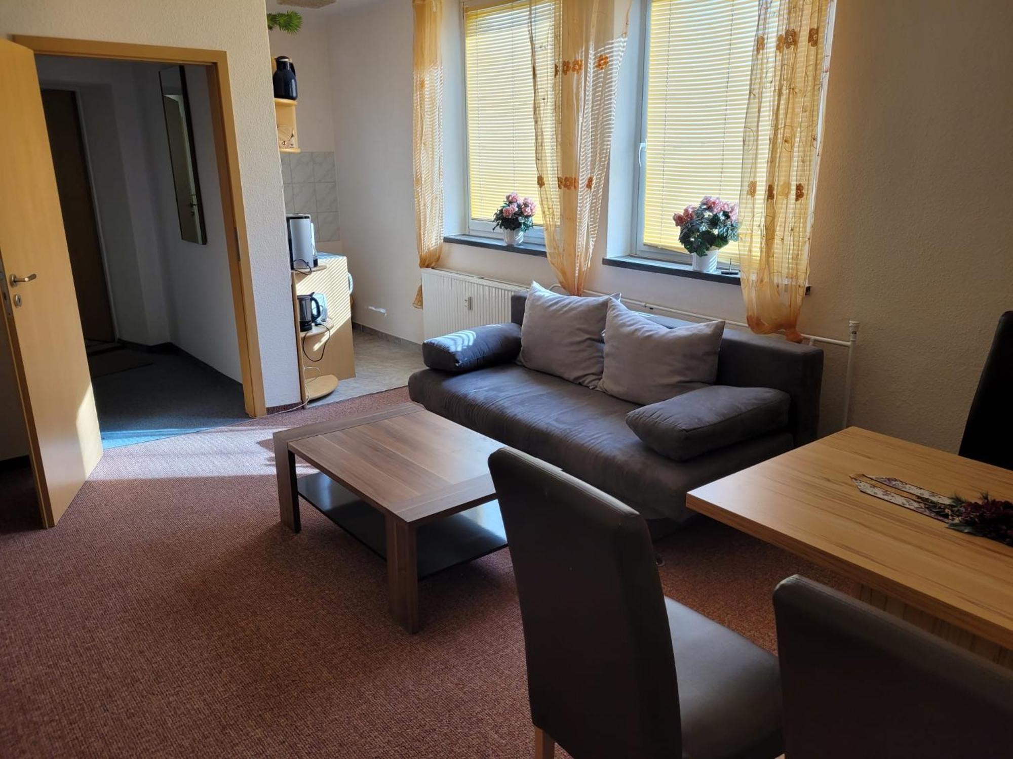 Apartment - Gaestewohnung - Unterkunft Monteure Chemnitz Zewnętrze zdjęcie